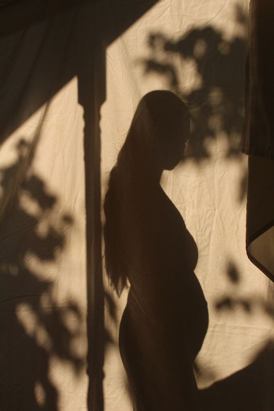 Using Herbs During Pregnancy and Breastfeeding - SubLuna